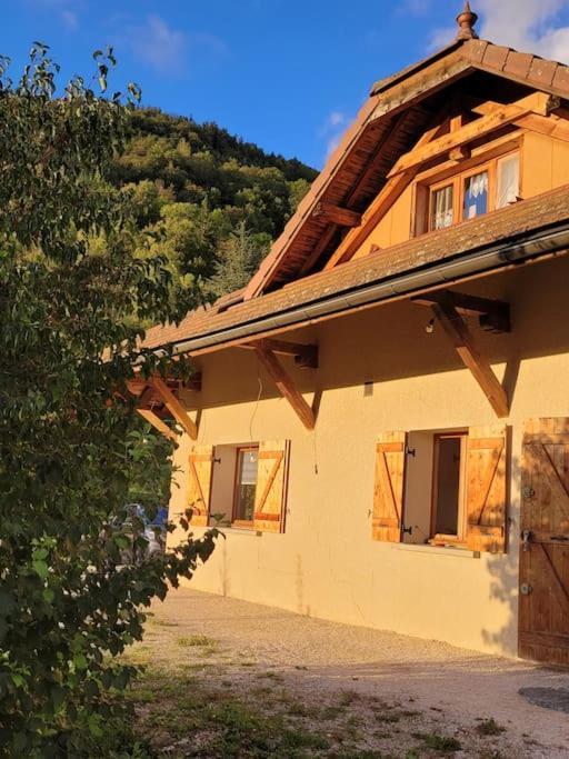 Grand Gites 6 Personnes Uriage Chamrousse Grenoble Revel  外观 照片
